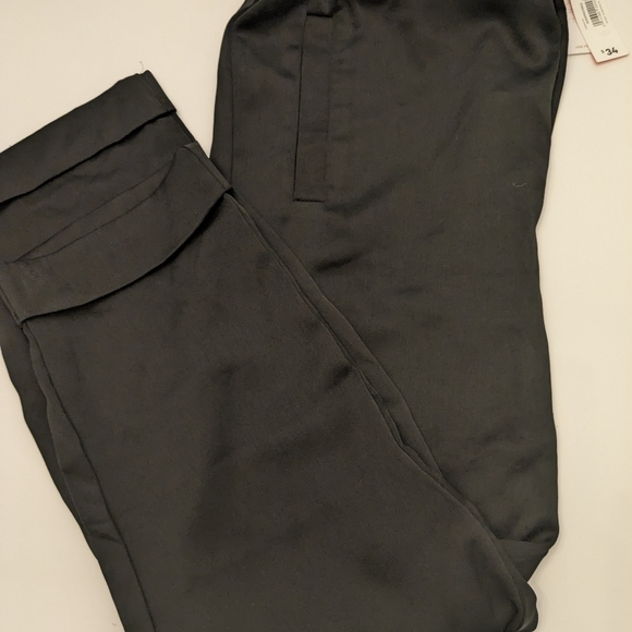 Joe Fresh satin  looks like pants  NWT size M - Picture 6 of 6